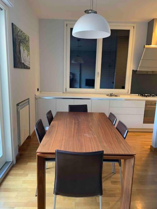 Appartement In Urbe - A Con Terrazzo